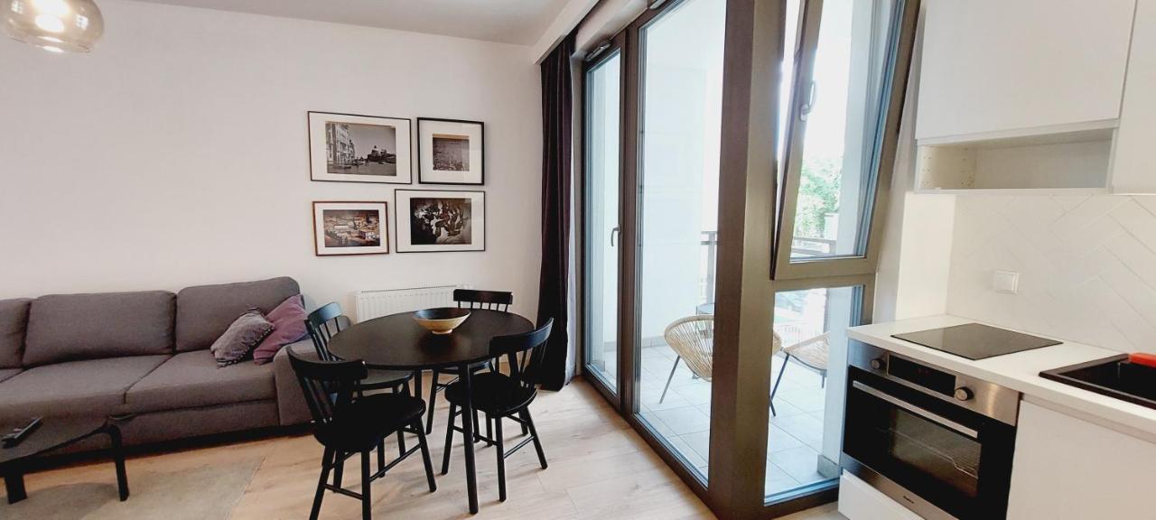 Central Apartments Ogrody 2 & Parking กดัญสก์ ภายนอก รูปภาพ